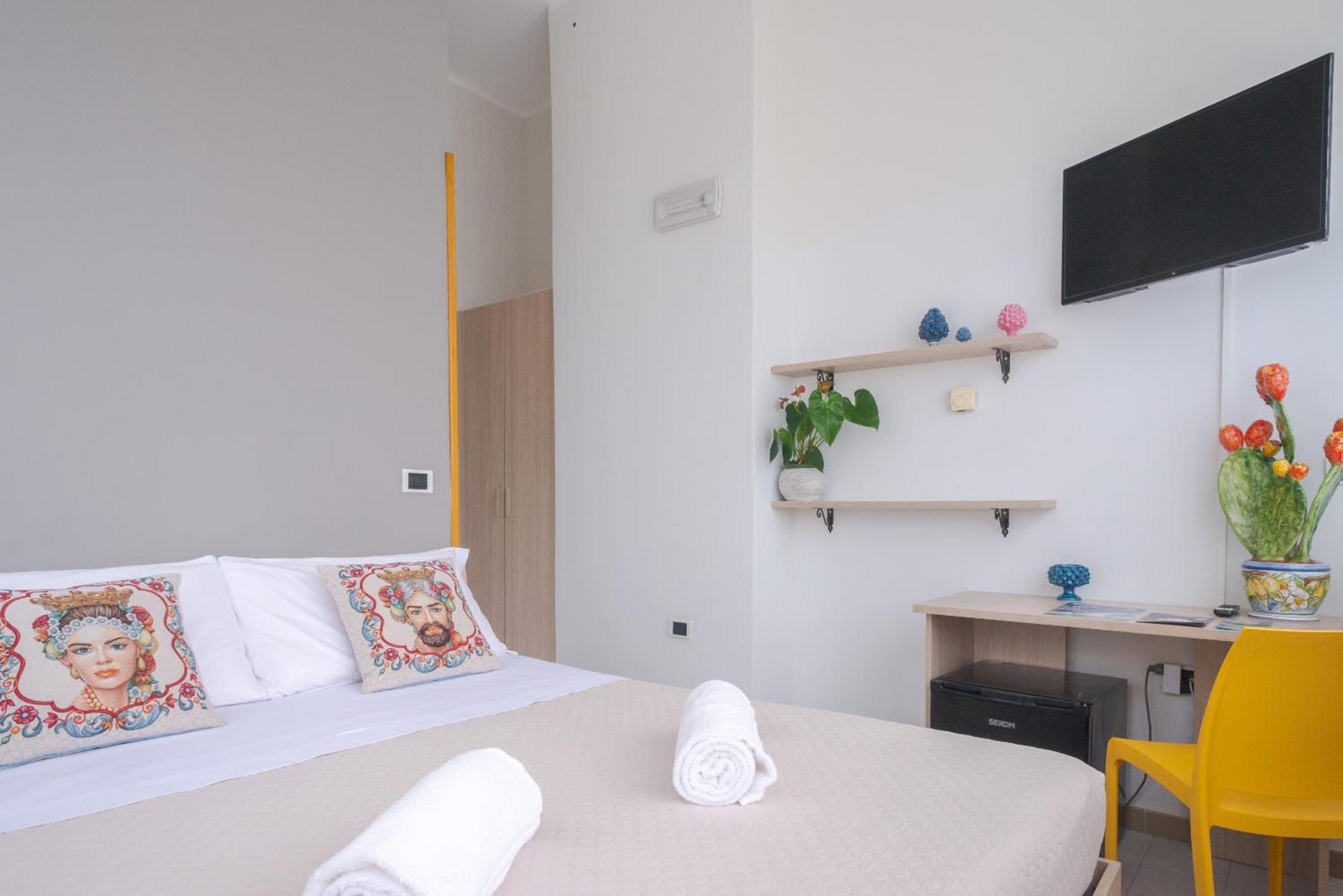 Lady Hill Bed & Breakfast Таормина Екстериор снимка