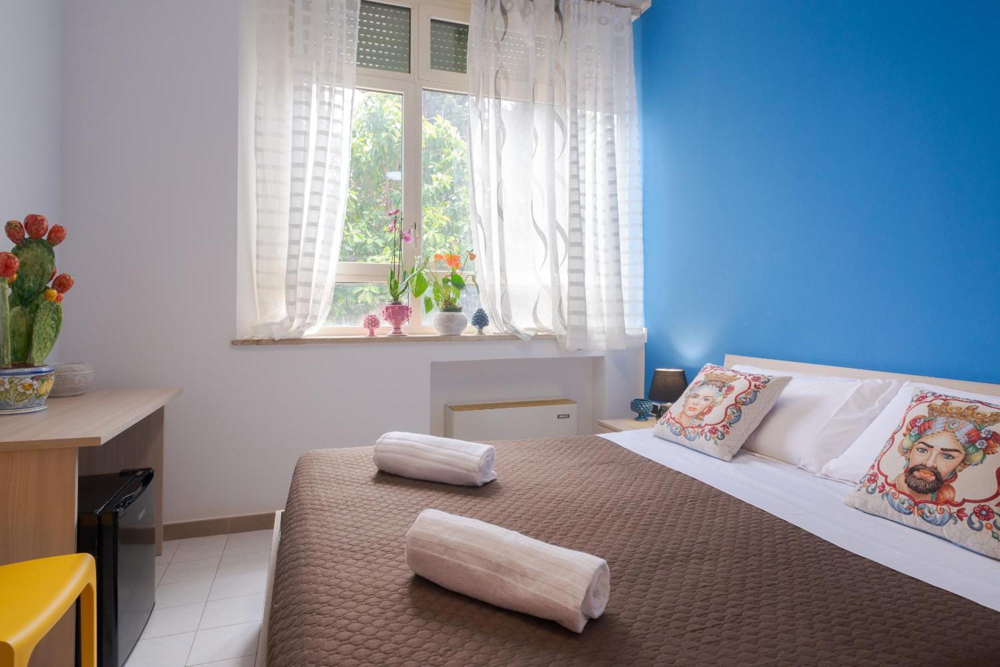 Lady Hill Bed & Breakfast Таормина Екстериор снимка