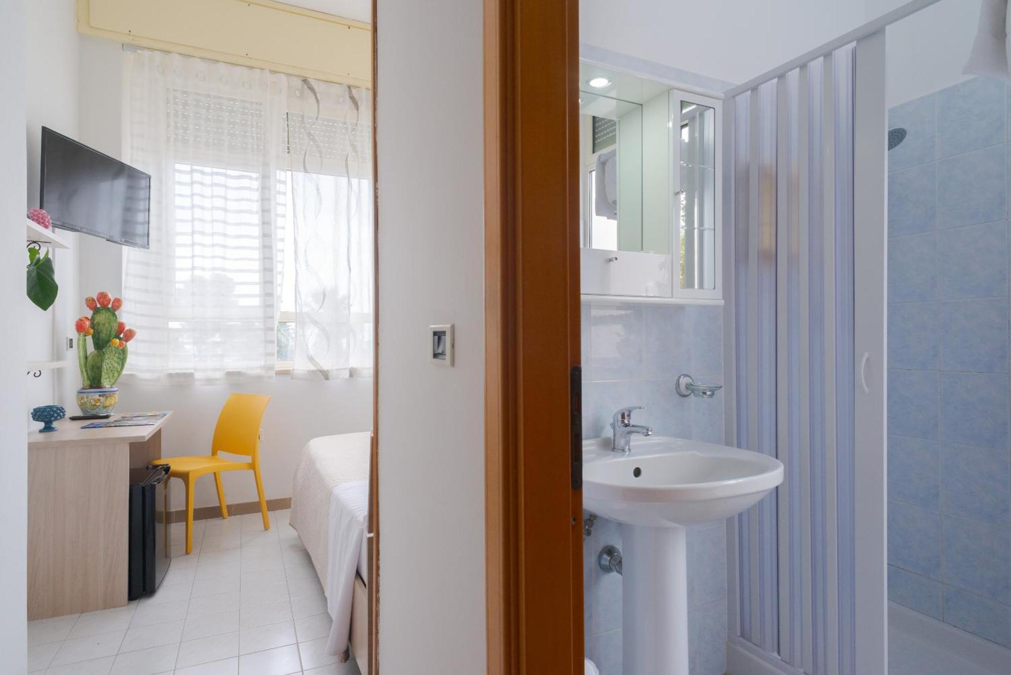 Lady Hill Bed & Breakfast Таормина Стая снимка